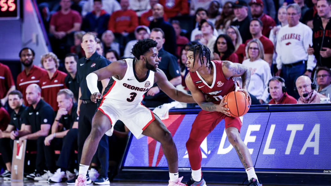 Georgia Continues Road Show with Second Battle Against Arkansas