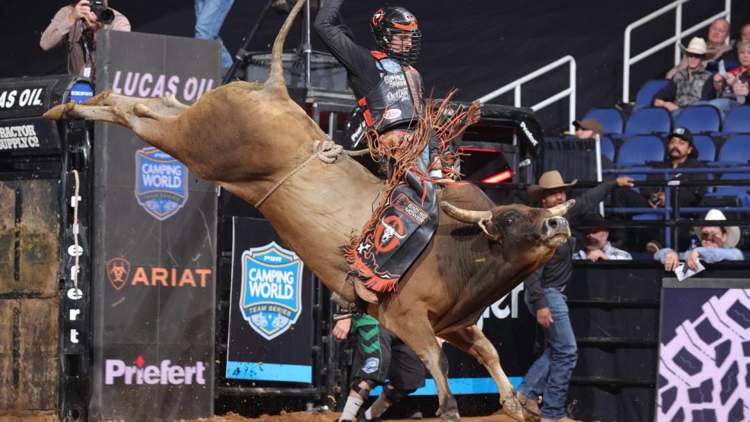 Texas Rattler's Can't Find Magic Against Outlaws in Night Two of PBR's Cowboy Days