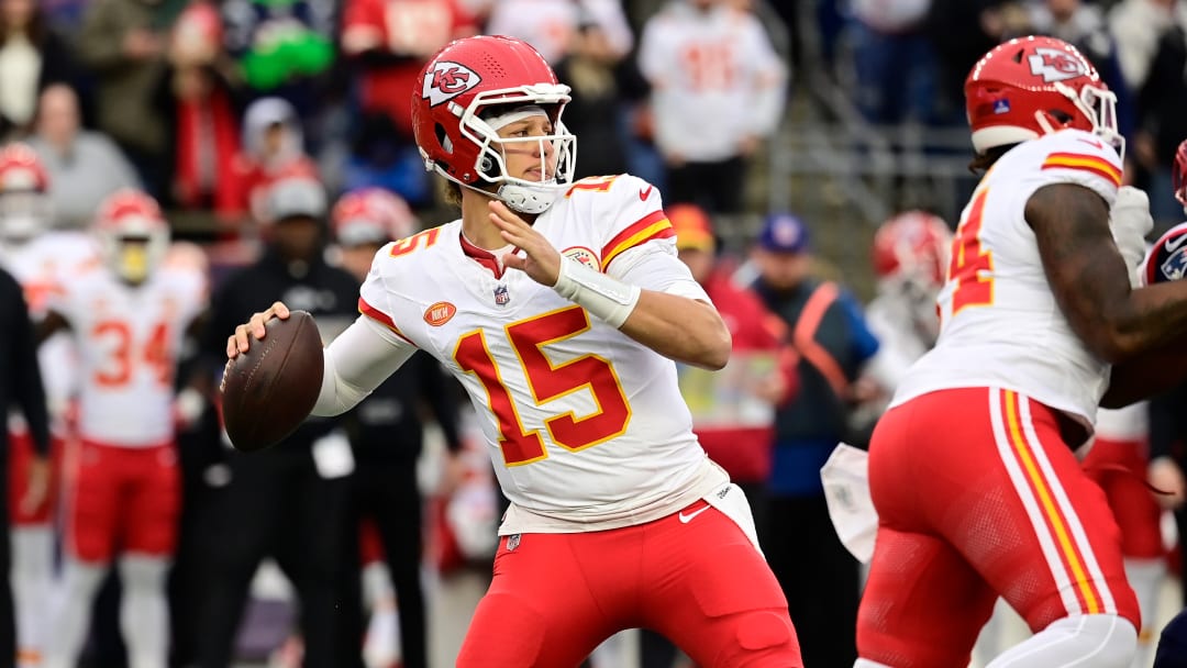 Raiders vs. Chiefs Prediction, Best Bets & Odds for Monday, 12/25