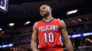 Pelicans’ Eric Gordon suffers fractured finger, out 4–6 weeks