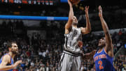 Leonard has double-double; Spurs hold off Knicks 100-99