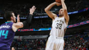 Anderson, Davis, lead Pelicans past Hornets, 109-107