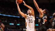 Anderson shoots way to 23 points, Pelicans beat Bucks 116-99