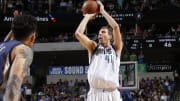 Mavs beat Grizzlies, close in on playoffs after Barea injury