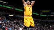 Smith, Love lead Cavs to 6th straight win over Wolves