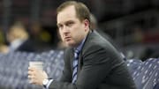 76ers GM, president Sam Hinkie steps down