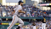 Bumgarner homers again as Giants top Pirates 6-4