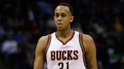 Bucks’ Henson says store owner gave ‘sincere’ apology for treatment