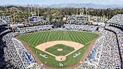 Charter plans to offer Dodgers' TV channel in Southern California