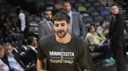 Wolves GM: 'We're not talking about trading Ricky'