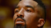 AP Source: J.R. Smith agrees to new contract with Cavs