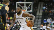 Pelicans guard Tyreke Evans out 6–8 weeks after knee surgery