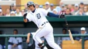 Report: Tigers SS Jose Iglesias likely to miss most of season with shin injury