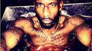 Knicks' Amar'e Stoudemire takes a red wine bath