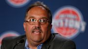 Stan Van Gundy insists he wants to keep Greg Monroe on Pistons