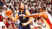 Reports: Heat agree to sign Josh McRoberts to four-year deal