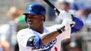 Dodgers OF Carl Crawford will miss Australia trip with child on way