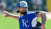 Royals pitcher Luke Hochevar to have Tommy John surgery, will miss season