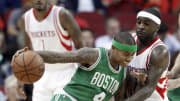 Thomas leads Celtics to easy 111-95 win over Rockets