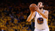 Warriors C Andrew Bogut sustains broken nose in preseason game