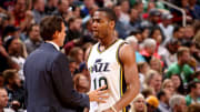 Jazz use fourth-quarter rally to defeat Raptors 93-89