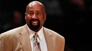 Report: Clippers add former Knicks coach Mike Woodson to staff