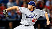 Clayton Kershaw KOs Braves as Dodgers dominate NLDS opener