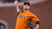 Vogelsong staying with Giants on one-year deal