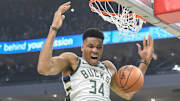 Giannis Antetokounmpo Embarrassed the Knicks by Scoring 37 Points in Just 21 Minutes