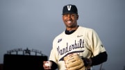 Vanderbilt Baseball: Black Outlasts Gold