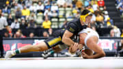 Zach Elam's Pin Gives Mizzou Wrestling 21-19 Win at South Dakota State