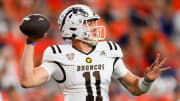 Western Michigan vs. #25 Iowa Prediction, CFB Picks & Odds for Sat, 9/16