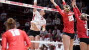 Wisconsin Women's Volleyball Team Records Season-High Service Aces in Ohio State Sweep