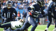 WATCH: Derrick Henry Throws Touchdown Pass to Chig Okonkwo