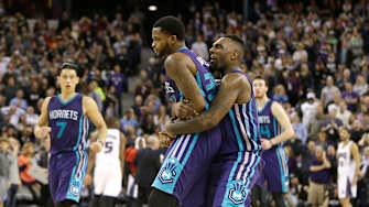 Cousins scores 56, sets Sacramento record in double-OT loss