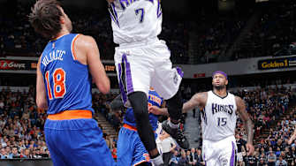 Rondo's dunk helps lead Kings past Knicks, 99-97