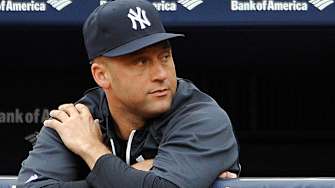 Derek Jeter has boot removed from ankle, plays catch