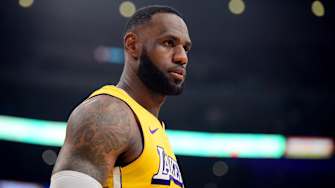 LeBron James Aggravates Groin Injury, Lakers Not Rushing Him Back