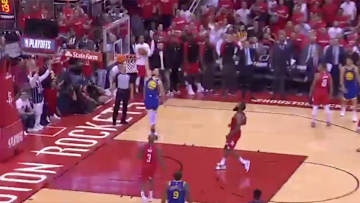 Stephen Curry Blows Wide-Open Dunk as Warriors Fall to Rockets in OT