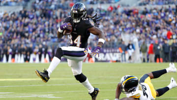 Fantasy Football Buy, Sell, or Hold: Alex Collins is a Sneaky Trade Target