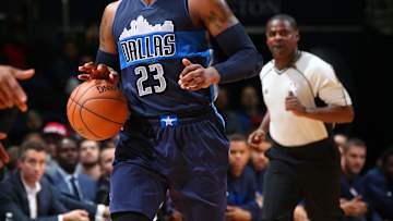 Matthews scores 36 points, Mavericks beat Wizards 116-104