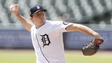 Everyone Chips In, Tigers Take Game 4, 10-8