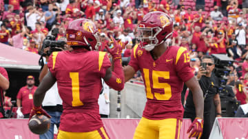 USC Football: Trojans Dominate 1st Half Vs Nevada Despite Major LB Changes