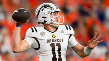 Western Michigan vs. #25 Iowa Prediction, CFB Picks & Odds for Sat, 9/16