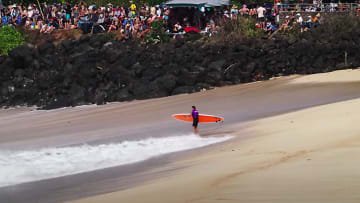 Eddie Aikau Big Wave Invitational Gets Yellow Alert As Massive Swell Heads For Hawaii