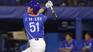 New Giants OF Jung-Hoo Lee Wants to Play Alongside Padres' Ha-Seong Kim