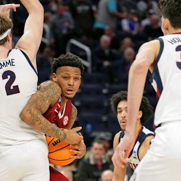 Live Blog: Real-time NCAA Tournament Sweet 16 Arkansas-Gonzaga