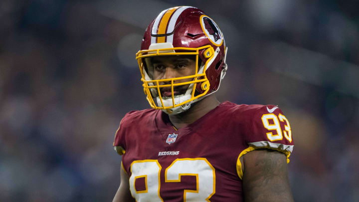 Redskins DE Jonathan Allen leaves game with knee injury