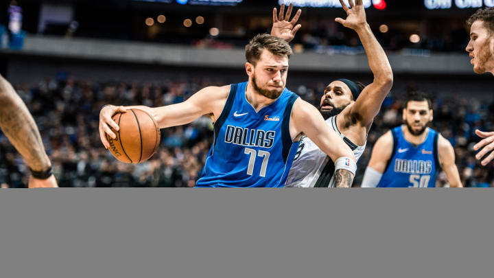 Luka Doncic Wins Rookie of the Year Over Trae Young, Deandre Ayton at NBA Awards