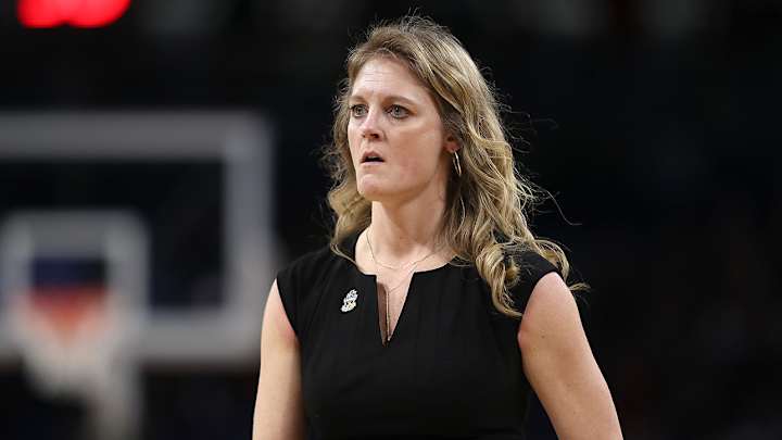 Report: Kellie Harper to Be Named New Lady Vols Head Coach